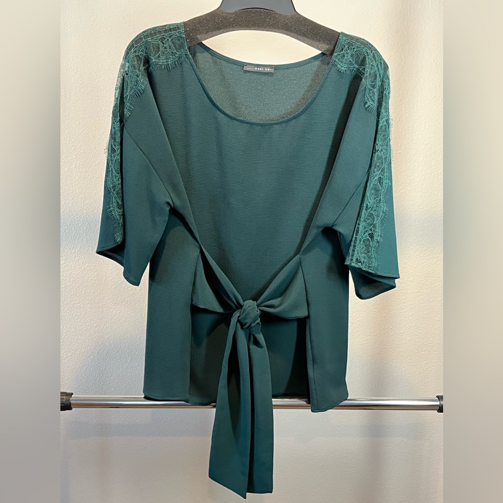 West Kei StitchFix XL Julianne lace sleeve tie top